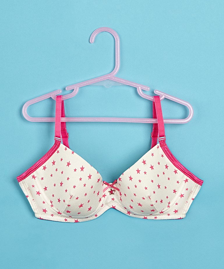 What Age You Start Wearing a Bra?