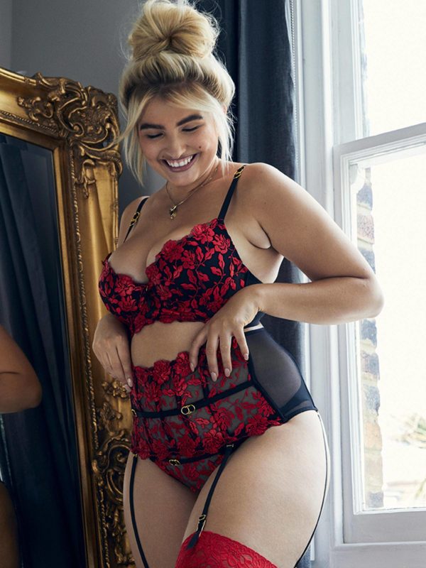 Where To Buy Lingerie Sets With Garter Belts That Won’t Break The Bank The Breast Life